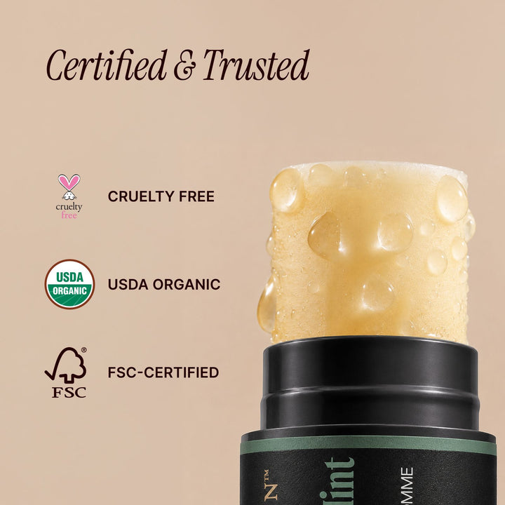 Close-up Soulsation organic lip balm stick certified and trusted certification
